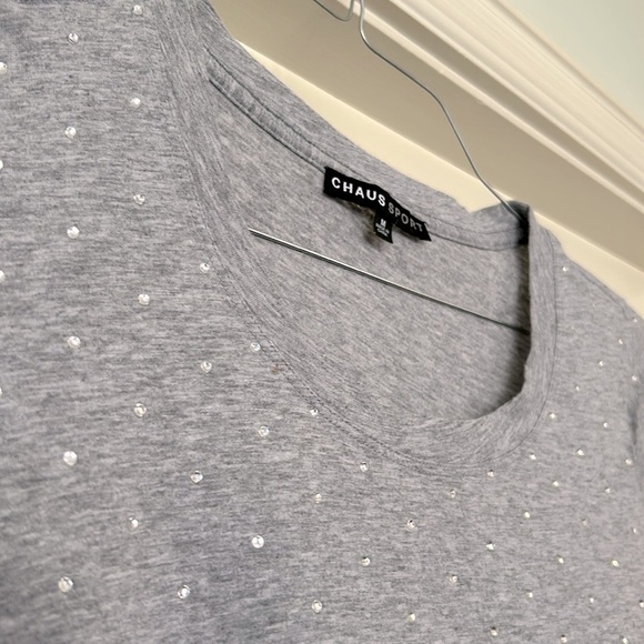 Gray Rhinestone’s All Over Bling Women's Top Short Sleeve Size Medium NEW ! - Picture 3 of 6